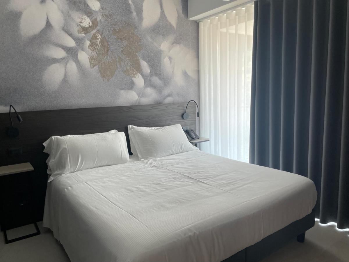 Hotel Ristorante Tre Lanterne & Spa Аквазанта-Терме Экстерьер фото